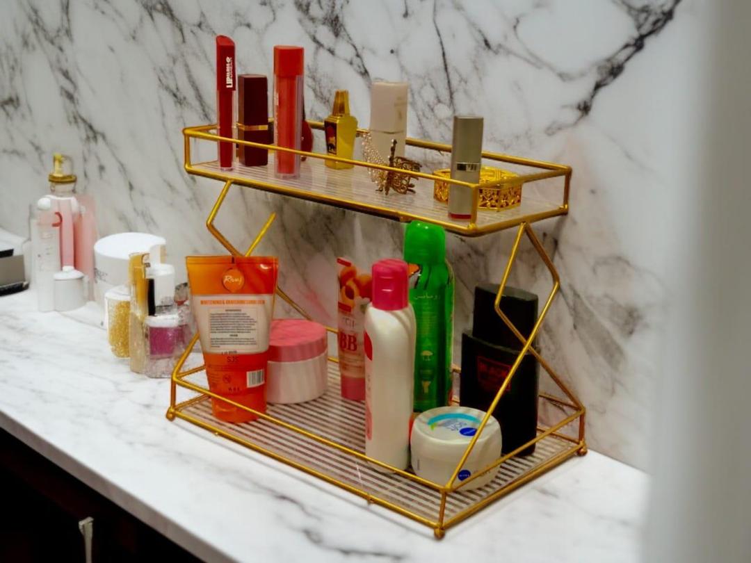 Stylish makeup organizer